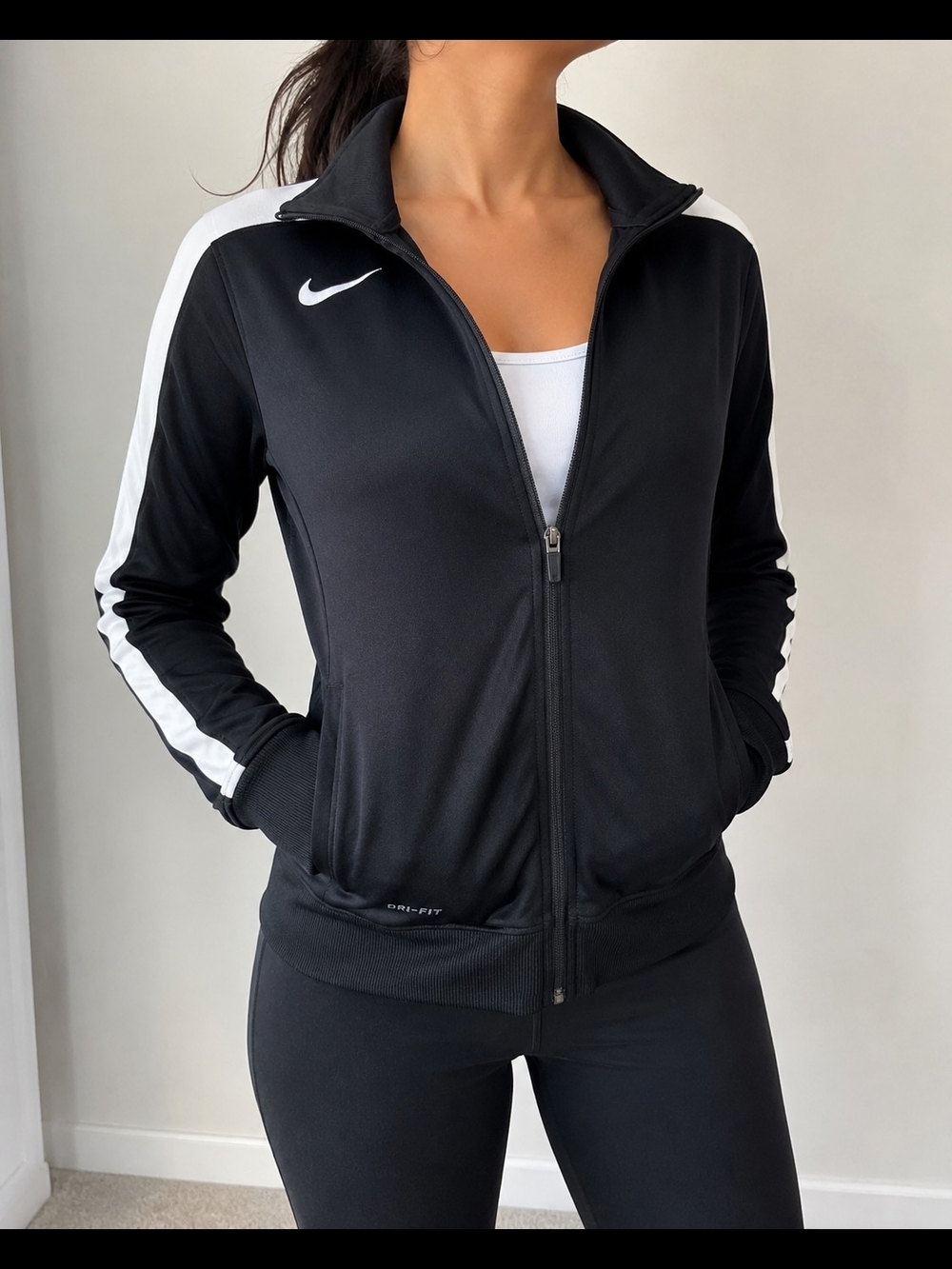 Nike Women’s M Dri-FIT Black White Full Zip Track Jacket 533562-012
